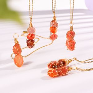 Natural Irregular Red Agate Chip Stone Beads Pendant Gold Winding Net Necklace for Women Men