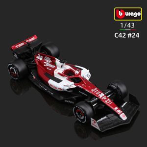 Diecast Model Araba Bburago 1 43 Alfa Romeo Yarış Takımı C42 #24 Guanyu Zhou #77 Valtteri Bottas Alaşım Araba Diecast Model Oyuncak Koleksiyonu 230617