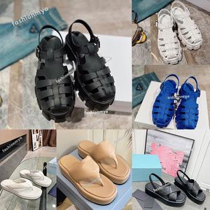 Designer Sandaler Kvinnor Slipper Monolith Buckle Roman Foam Rubber Platform Sandal Luxury Bread Slippers Summer Cutout Buckle Beach Shoes