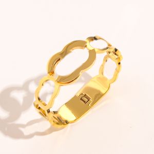 Bracciale in acciaio inossidabile di design per uomo donna marchio lettera acciai sigillo braccialetti con fibbia in oro gioielli di moda accessori per feste ZG1359