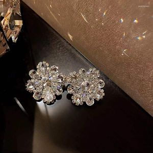 Dangle Earrings Korean Elegant Fashion Shiny Crystal Flower Stud For Women Girls Petal Rhinetone Oorbellen Party Jewelry