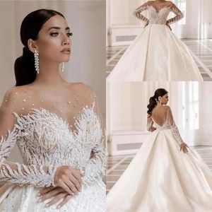 Ny ankomst lyxig arabiska dubai pärlor kristaller bollklänning bröllopsklänningar 2022 vestido de noiva mjuk ren tyll långa ärmar baksida
