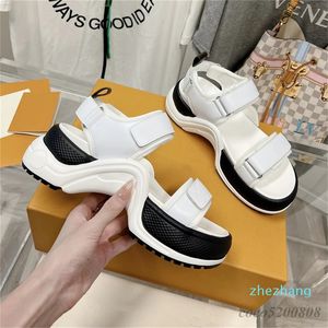 2023-Luxury Designer Women Summer Sandals Flats Casual Shoes Runway Outfit Beach Slids Par Flats Hollow Design Party Dress Shoes Footwaer