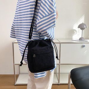 Akşam çantaları moda kadife gündelik tuval tek omuz crossbody Koreli kadın kova çantası sanatsal retro brawstring küçük kare