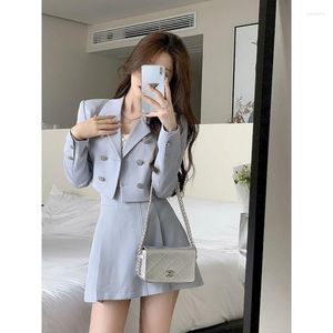 Vestido de duas peças UNXX Minimalismo Terno Feminino Jaqueta Curta Blazer Casaco Outono Slim Saias Business Office Lady Conjunto Mulher Sólida