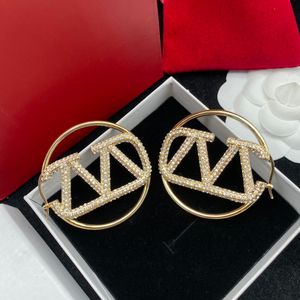 Designer Hoop örhängen för kvinnor Gulddiamanter Earings lyxiga smycken Womans Silverörhängen Stud Dangle Hoops Earing V Des Boucles Oreilles