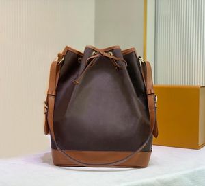 Designer women shoulder bag luxury Noe handbags embossed brown flower letter crossbody top-quality leather vintage evening bags ladies fashion makeup purses