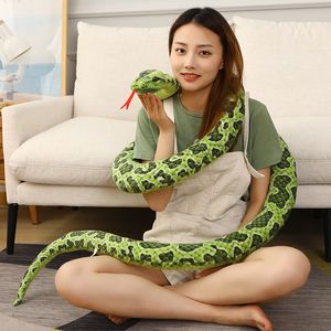 Fyllda plyschdjur 1 st 200 cm300cm Giant Snakes Plush Toy Simulation Long Golden Python fylld Snake Plushie Children Boys Gift Home Decoration 230617