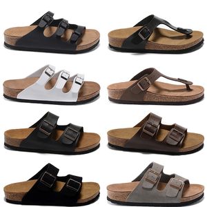 Designer Boston Clogs Sandals Men Women Flat Colg tofflor Slides Summer Cork Fashion Leather Slipper Favoritstrandskor COGS Designer Mens Flip Flops