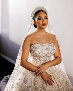 Luxury Dubai Beading Wedding Dresses Bridal Gowns Strapless Crystals Ball Gown Brides Marriage Dress vestido Robe De Marriage