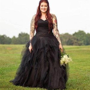 Vestidos de noiva preto tamanho grande com pregas de jardim Vestido de baile gótico Vestido de noiva com camadas de tule Vestido de noiva com espartilho drapeado266a