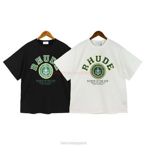 디자이너 패션 의류 티 Tshirt Rhude 2023 여름 새로운 패션 브랜드 느슨한 짧은 슬리브 Tshirt 디자인 감각 편지 인쇄 상단면 스트리트웨어 탑 캐주얼 포자