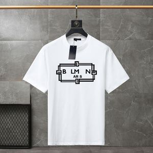 Mens Tasarımcı Band T Shirt Moda Siyah Beyaz Kısa Kollu Mektup Deseni T-Shirt Boyutu S-5XL 696