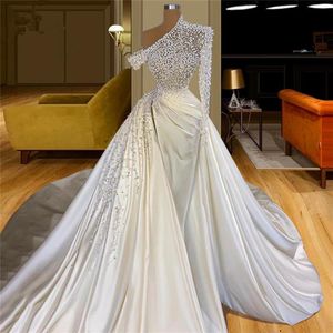 Luxury Pearls Robe de Mariee Wedding Dress Chic nyaste anpassade pärlor Långa ärmar Dubai Arabiska brudklänningar Vestido de Noiva Bri207a