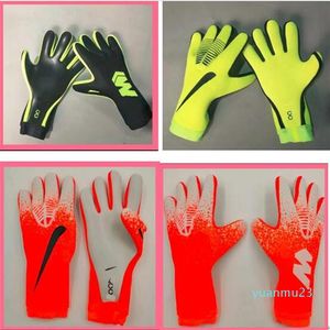 Wholeale NEW Professional Goalkeeper Gloves no Finger Protection Thickened Latest Soccer Football Goalie Gloves Goal keeper Gloves179h