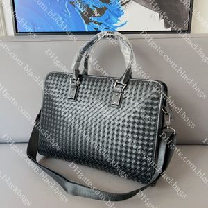 Classic Woven Briefcase Men Black Leather Handbag Designer Laptop Bag Fashion Solid Color Computer Bag