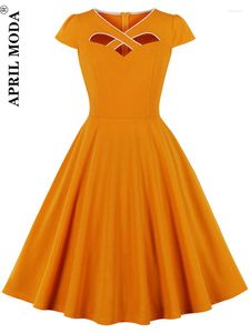 Casual Dresses 2023 Summer Vintage Swing Runway Dress Cross Hollowed Design Solid Yellow Elegant A Line 50s 60s Ladies