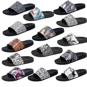 Luxury Brand Designer Rubber Anti-Slip Slippers Sandals Classic Black White Animal Print Flat Bottoms Flip Flops Bathroom Anti-Odour Slippers Beach Shoes Size 38-46