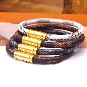 Leather Bracelets Charm Bangles Fashion Magnetic Buckle Size 17/19/21 Unisex High Quality Jewelry Woman Man Bangle Wholesale Designer Bracelet