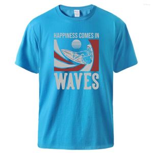 メンズTシャツのハッピネスは波に登場します
