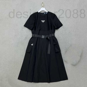 Basic Casual Dresses designer Summer New Classic Triangle Decoration Celebrity Elegant Temperament Fashion Belt Dress Women 6VRH