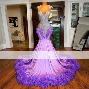 Lila Kleid Sexy Prom für schwarze Mädchen Perlen Kristall Geburtstag Party Kleider mit Federn Ocn Abendkleider es