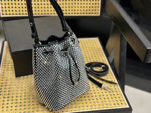 2023 التصميم الجديد Sense Rhinobar Diamond Diamond Check Base Bag Bag Bag Trend Trend Luxury Luxury Security Partical Party Lassion