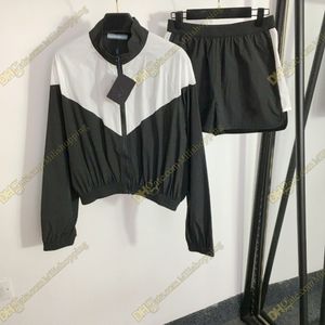 Frauen Designer Trainingsanzüge lässig Brief Stehkragen Langarm Reißverschluss Mantel kurze Modekleidung