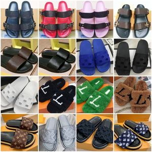 Sandali firmati Pantofole da uomo Scivoli di lusso Scarpe da donna Slider Moda in pelle Appartamenti Spiaggia Piscina Cuscino Ciabatte in lana Cinturino Comfort Piattaforma 4 stagioni Casual Taglia 36-45