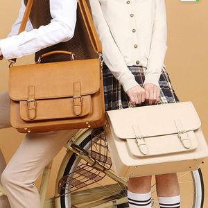 Briefcases 2023 Women British Leather Handbag Business Briefcase Men 13.3" Laptop Bag Schoolbag Male Shoulder Textbook Bags