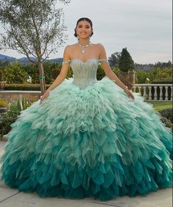 Verde Menta Vestidos Puffy Princess Quinceanera Gillter Crystal Frisado Babados Espartilho de renda Vestido de baile para debutante de 15 anos