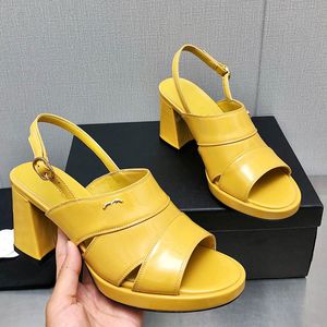 23SSラムスキン女性分厚いかかとサンダルフィッシュマウススリングバックドレスシューズデザイナー調整可能な足首バックルレディース