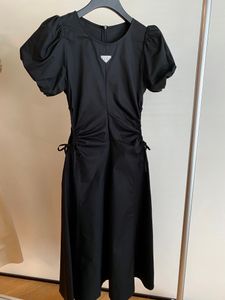 Robes décontractées Robe de créateur Nouvelle été Femmes Robe U-Cou Taille Robe Ins Date Porter des vêtements pour femmes