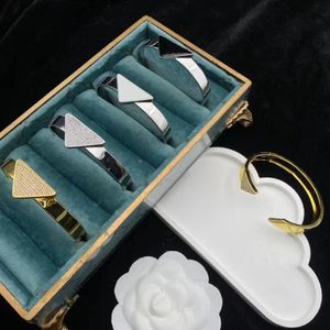 Otwarty projektant mankiet bransoletki złote bransoletki dla kobiet mężczyzn 316L Tytanium stal designerka biżuteria złota srebrna kolor klasyczny projekt na Święto Dziękczynienia Prezent