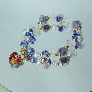 Charmarmband koreansk stil färsk super flash crystal armband för kvinnor hjärtformad hänge elastisk hand rep flicka smycken gåva