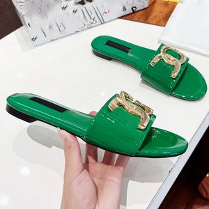 Designer Slides House Slippers Women Summer Flat Sandals Wedges Foam Runner Flip Flops äkta läderflickor Skor Storlek 11