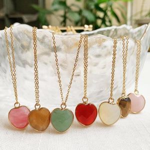 Collane con ciondolo Collana a cuore per le donne Love Sweet Charm Natural Quartz Stone Opal Pink Crystal Pendulum Choker Collier coreano