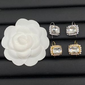 Novo design BRINCOS DE CRISTAL DE OURO TRIOMPHE EM LATÃO FEMININO EAR TURDS Joias de grife CE LINE762168