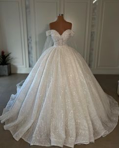 Luxury Dubai Pearls Wedding Dresses Bridal Gowns Off The Shoulder Crystals Ball Gown Brides Dress vestido Robe De Marriage