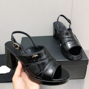 Kvinnors slingbacks klädskor chunky klackar sandaler fisk mun designer justerbar fotled spänne glider lammskinn bröllop sko casual sko gul röd svart vit