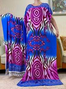Ubranie etniczne 2023 Krótkie rękawie 2 sztuki Afrykańska sukienka Duże szalik kwiatowy drukar