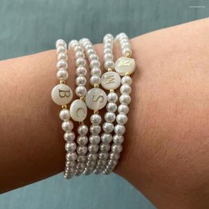 Charm Bracelets Fashion 4MM Bead 26 Letter Name Natural Shell Bracelet Women Made Hand Simulated Pearl For Jewelry Gift