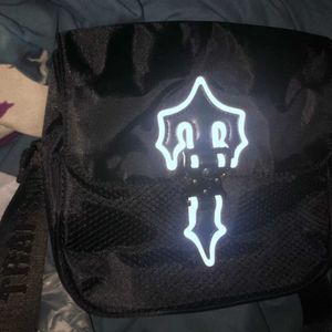 Сумки для плеча женщина Trapstar Messenger Nylon Crossbody Bag Сумка мужская рэппер UK Hot Trapstars Irongate Cobra T Luxury Designer Discage Discag Dydal Flow Design 65ess