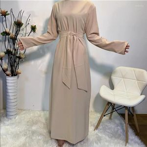 Ethnic Clothing Latest Silky Smooth Fabric Muslim Robe Abaya Syari Female Full Length Simple Worship Service Abayas With Belt