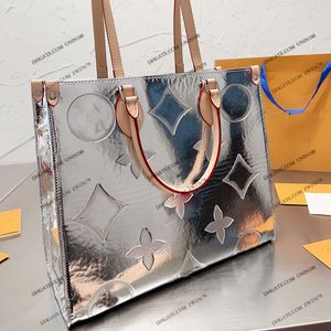 23SS Kadın Lüks Designer Toates Çantalarda Gümüş Deri Çanta Kaçak Crossbody Hanımlar Çiçekler Çiçekler Orijinal Donanım Çanta Çantası 35cm