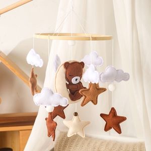 Rattles Mobiles Let's Make Wood Baby Rattles Soft Felt Cartoon Bear Cloudy Star Moon Hanging Bell Mobile Crib Montessori Education Toys 230620