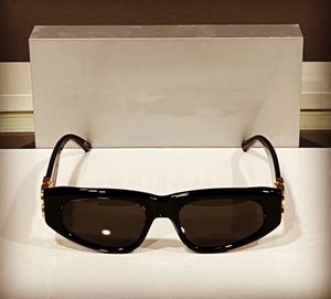 Высококачественные черные солнцезащитные очки BB0095 Дизайнерские солнцезащитные очки мужчины знаменитые модные классические ретро -роскошные брендные солнцезащитные очки для женщин солнцезащитные очки для женщин
