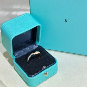 Designer-Ringe, Damen-Luxusschmuck, Designer-Nagelringe für Männer und Frauen, Sterlingsilber, hochwertiger Modetrend, Paar-Jubiläumsgeschenk, Stil schön