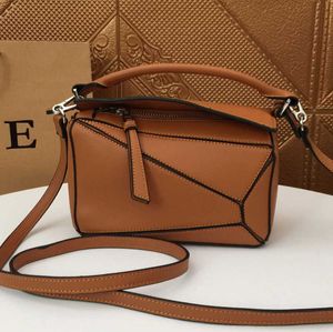 Yüksek kaliteli kadın geometrik diyagram omuz çantası lüks tasarımcı çantası moda orijinal deri crossbody el çantası klasik kontrast renkli cüzdan