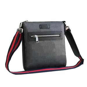 Cross Body Högkvalitativ handväskor Kvinnor Damväskor Messenger Bag Pu Leather Pillow Female Totes Axel Handväska